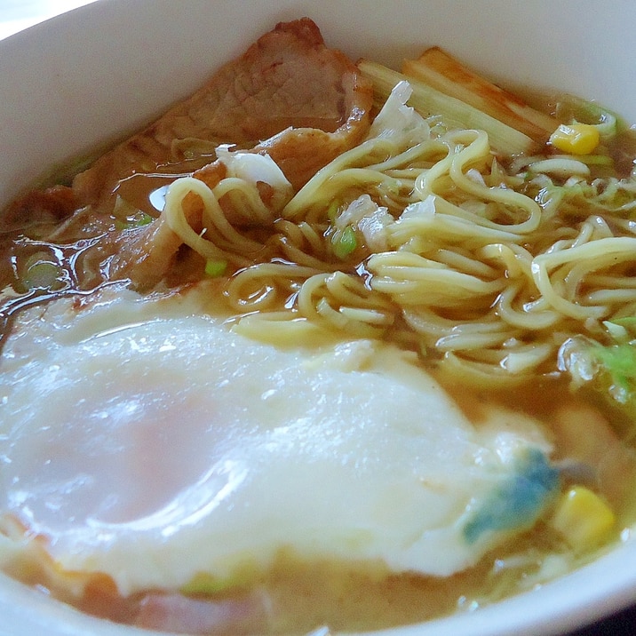 男飯　シャキシャキ千切りキャベツ入りラーメン